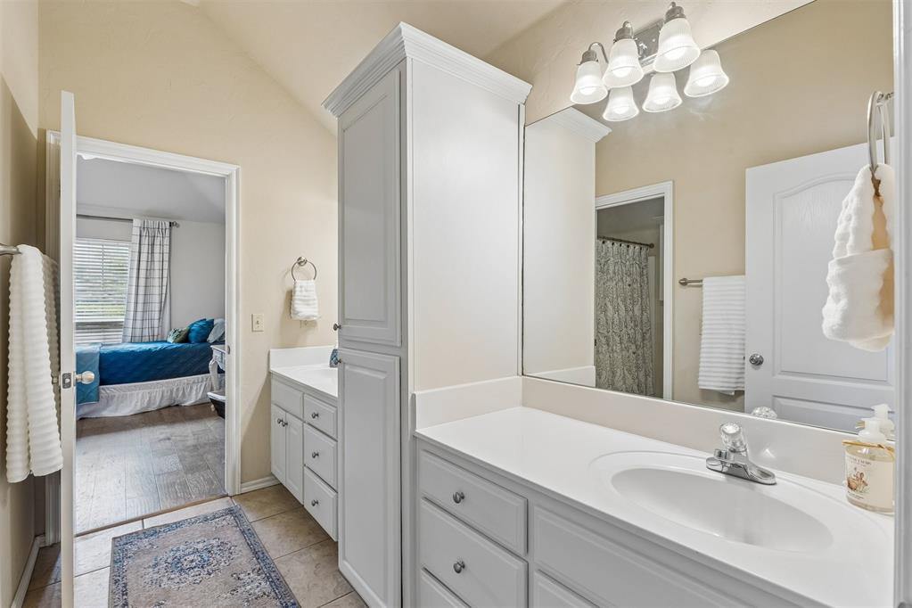 4400 Warrington Way, Norman, OK 73072