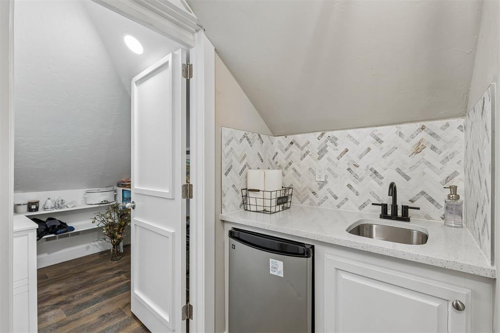 4400 Warrington Way, Norman, OK 73072