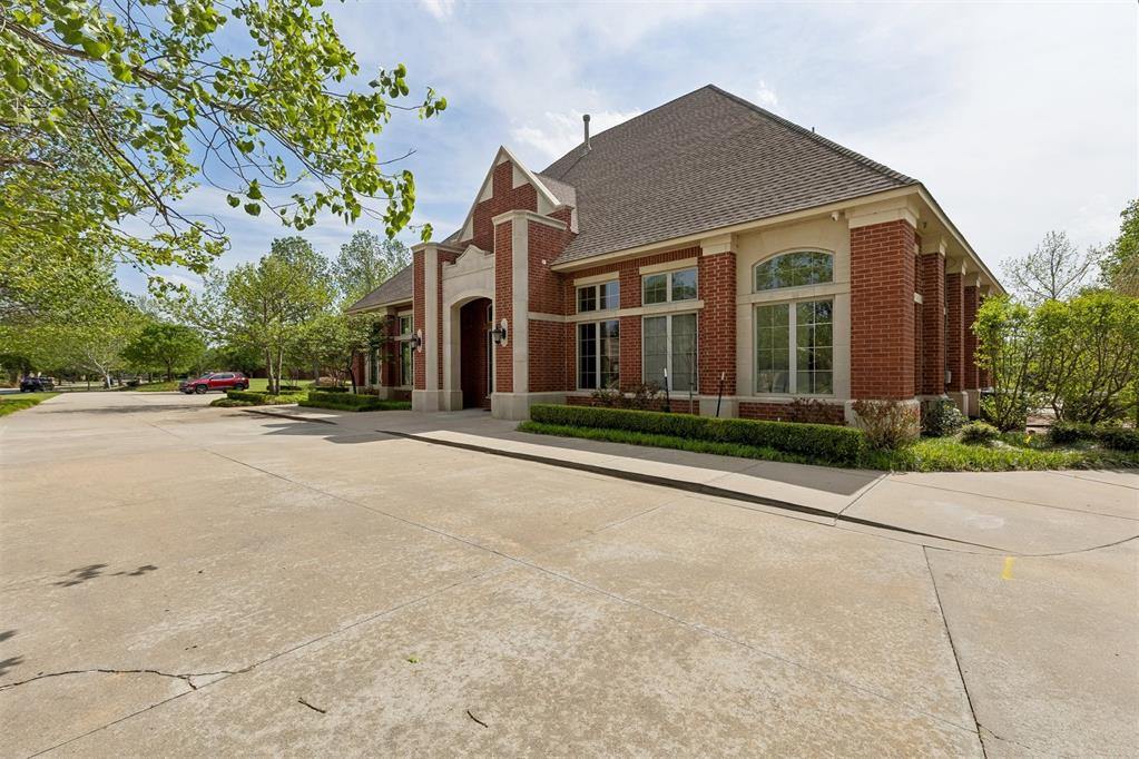 4400 Warrington Way, Norman, OK 73072