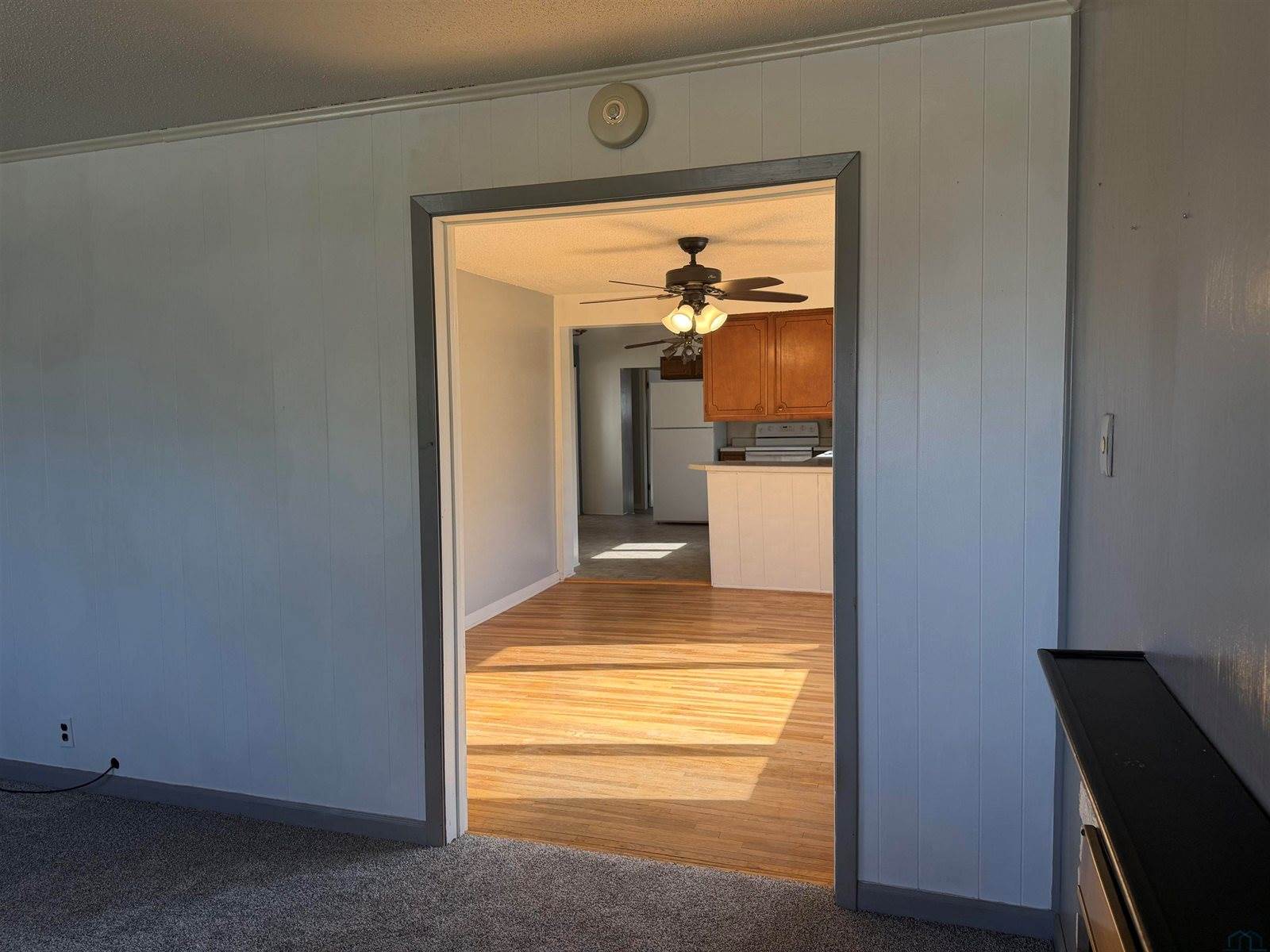 96 Sargent, Akron, IA 51001