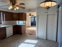 96 Sargent, Akron, IA 51001