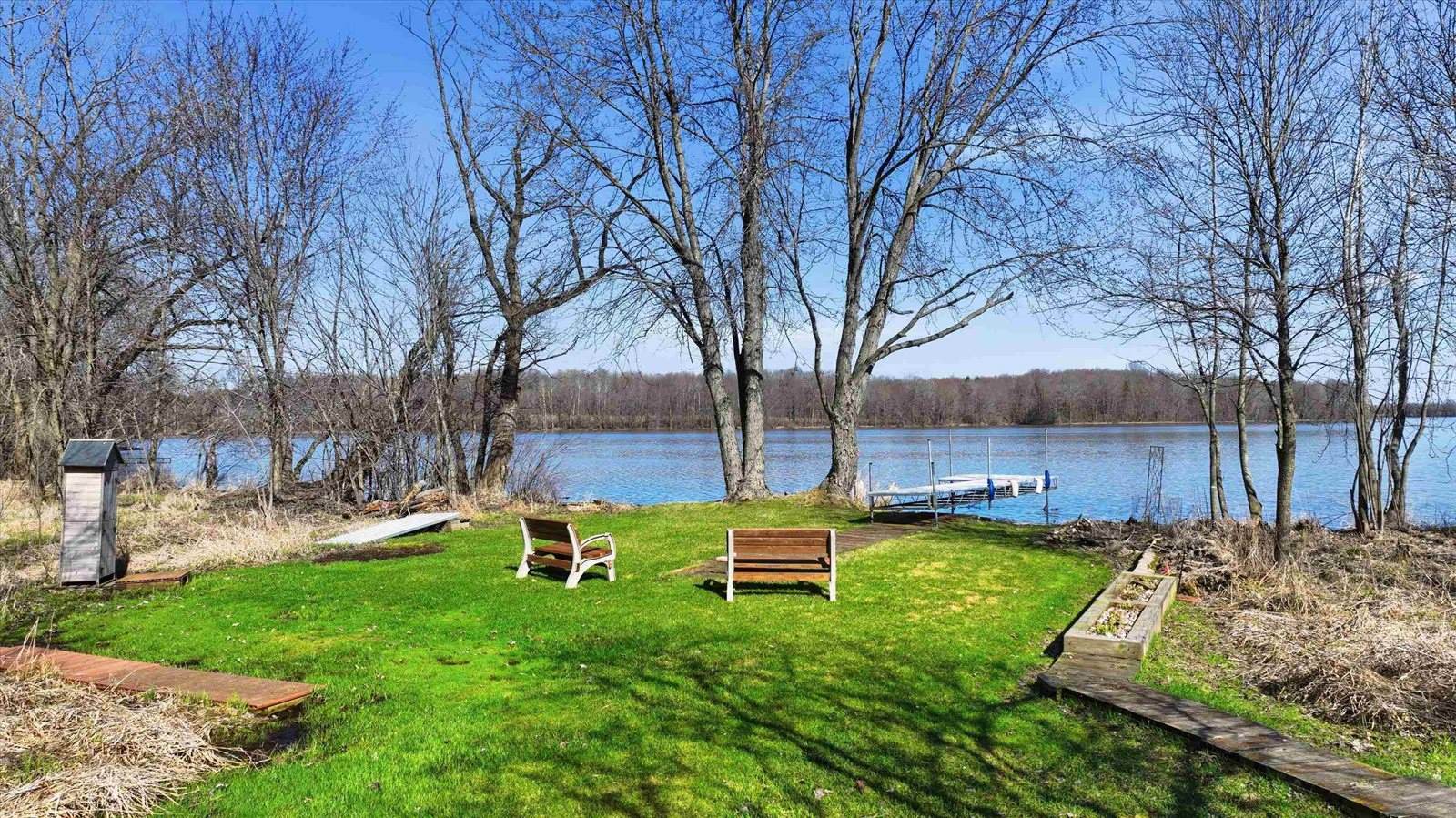 127915 S Bayside Drive, Auburndale, WI 54412