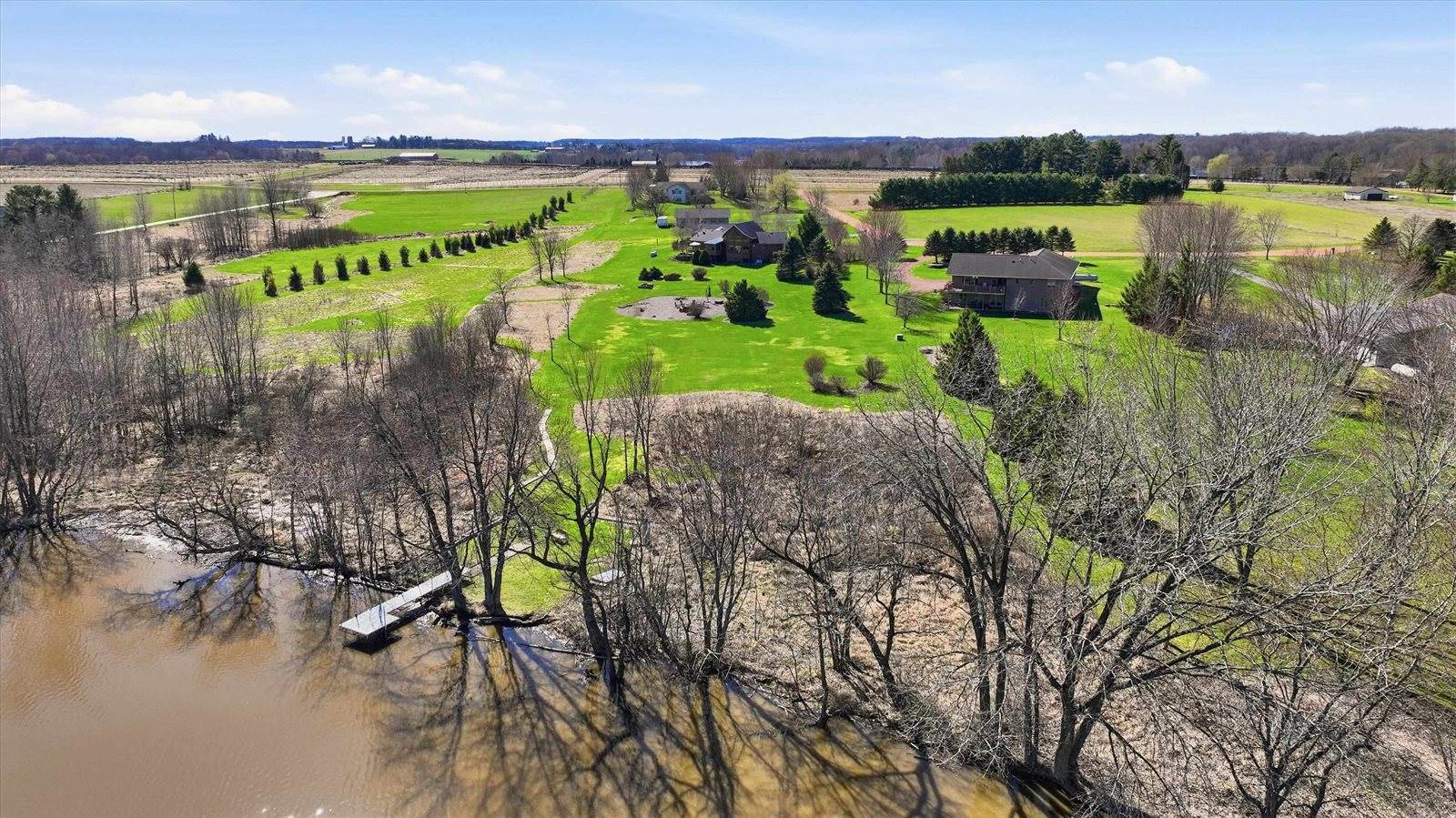 127915 S Bayside Drive, Auburndale, WI 54412