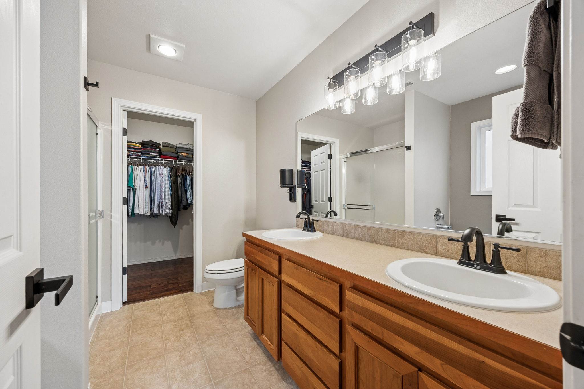 3620 Bacall St, Lacey, WA 98516