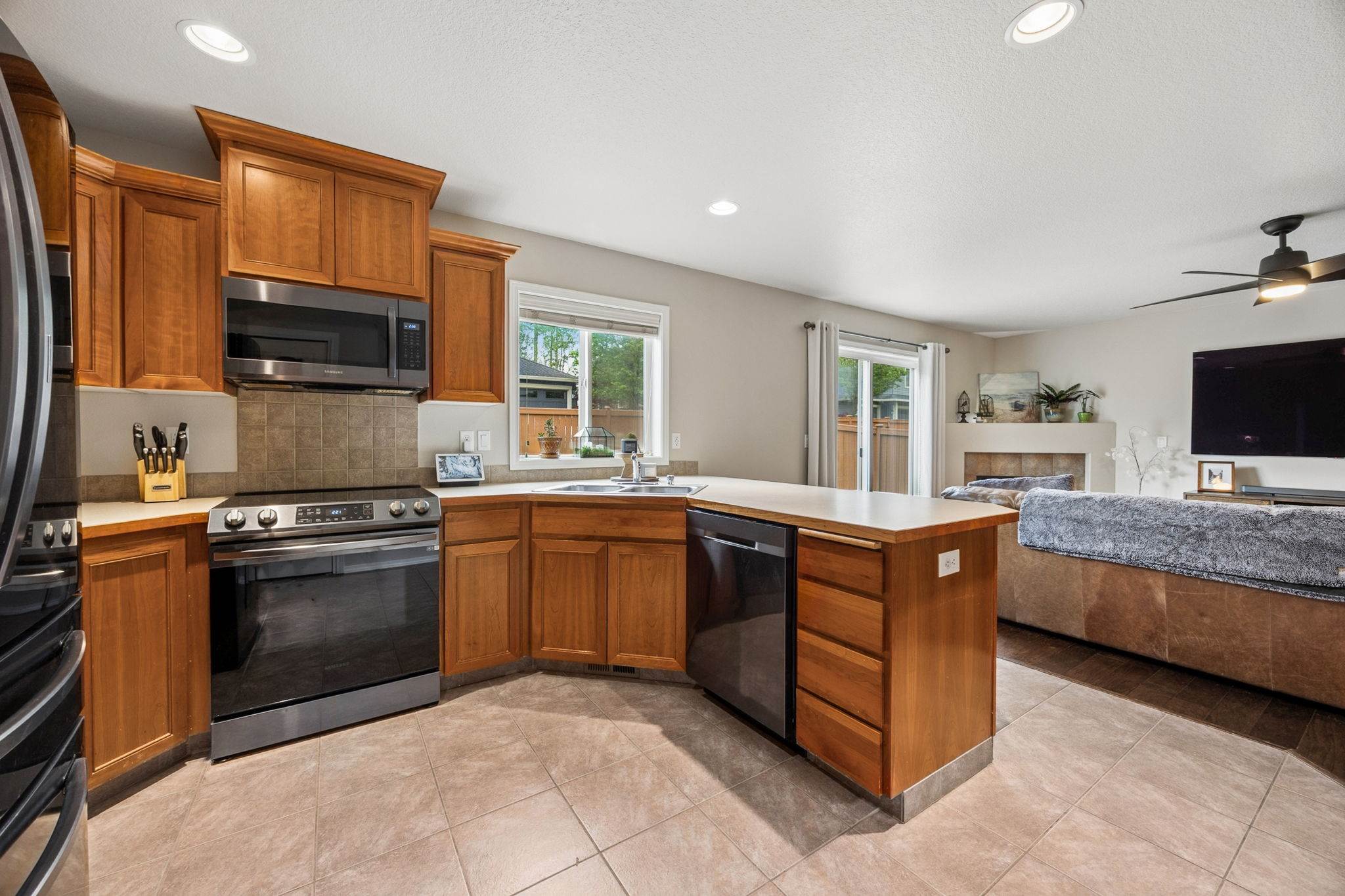 3620 Bacall St, Lacey, WA 98516