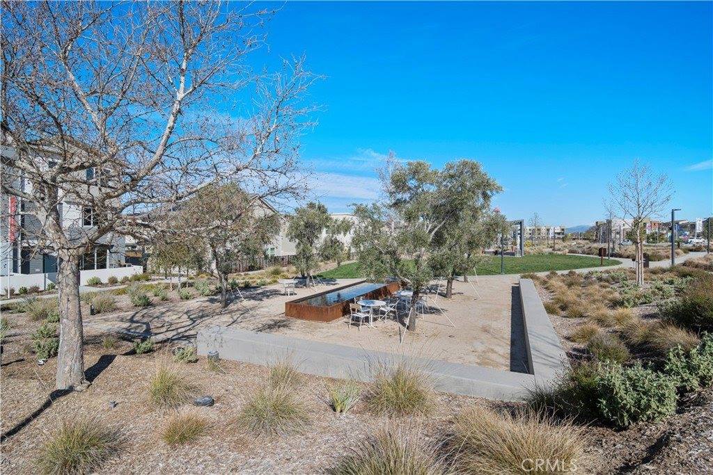 26799 Keystone Loop, Valencia, CA 91381