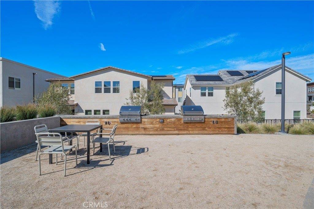26799 Keystone Loop, Valencia, CA 91381