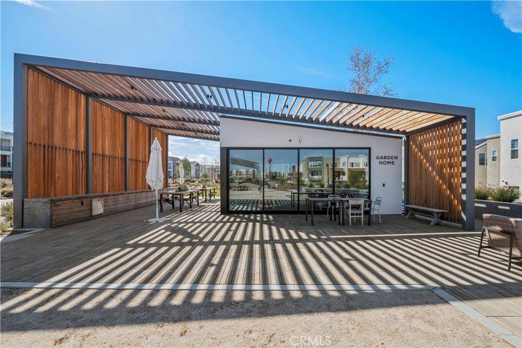 26799 Keystone Loop, Valencia, CA 91381