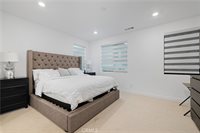 26799 Keystone Loop, Valencia, CA 91381