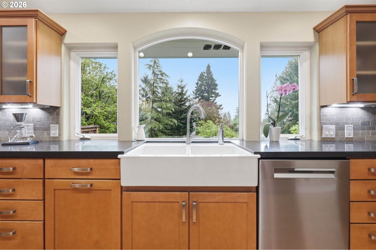 3015 SW Westwood Dr, Portland, OR 97225