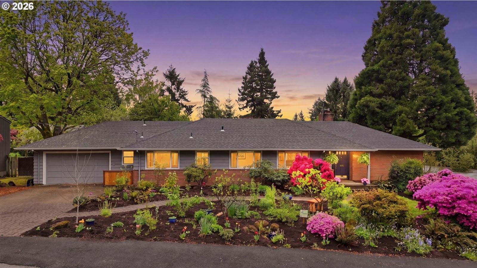 3015 SW Westwood Dr, Portland, OR 97225