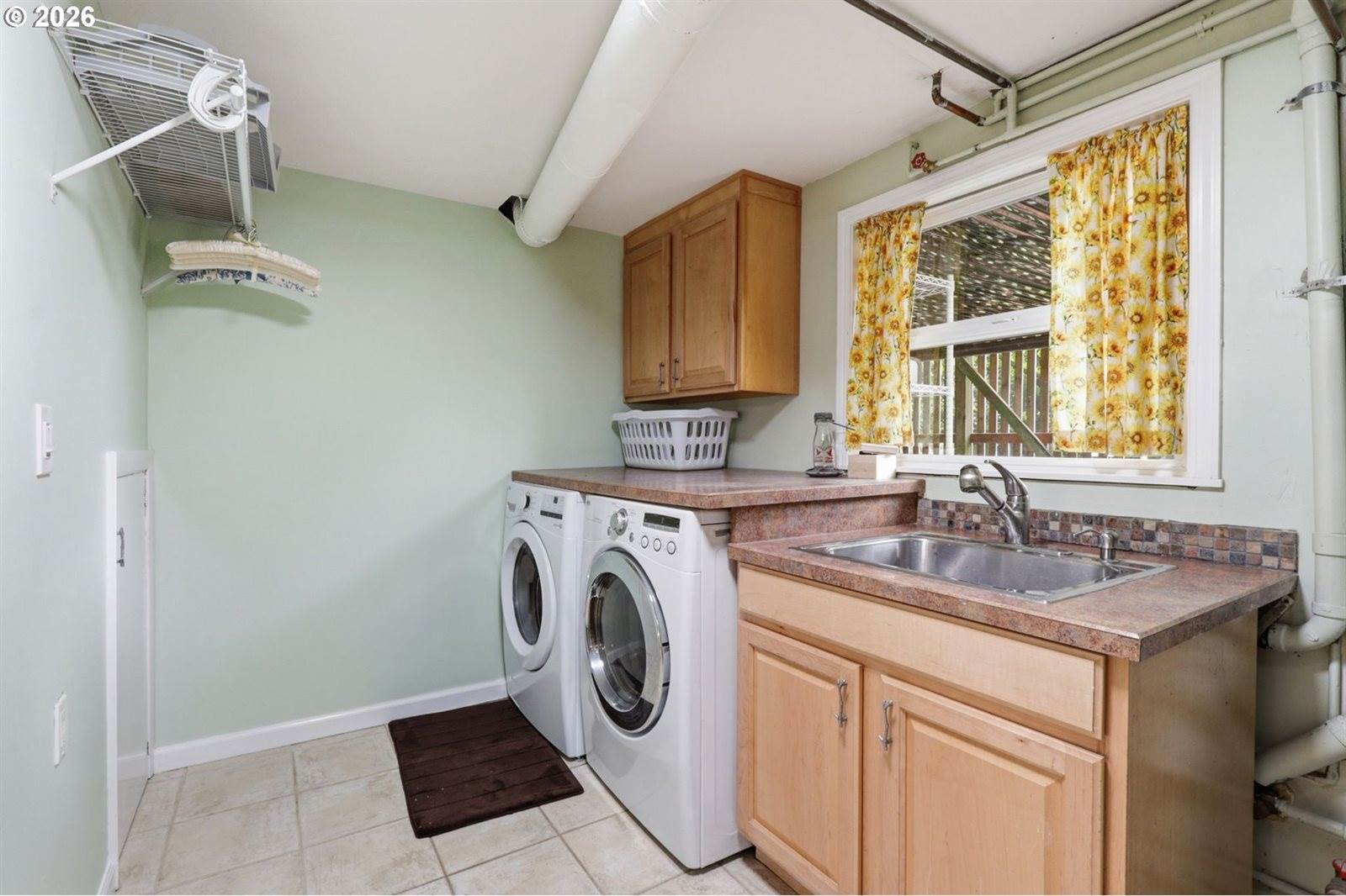 3015 SW Westwood Dr, Portland, OR 97225