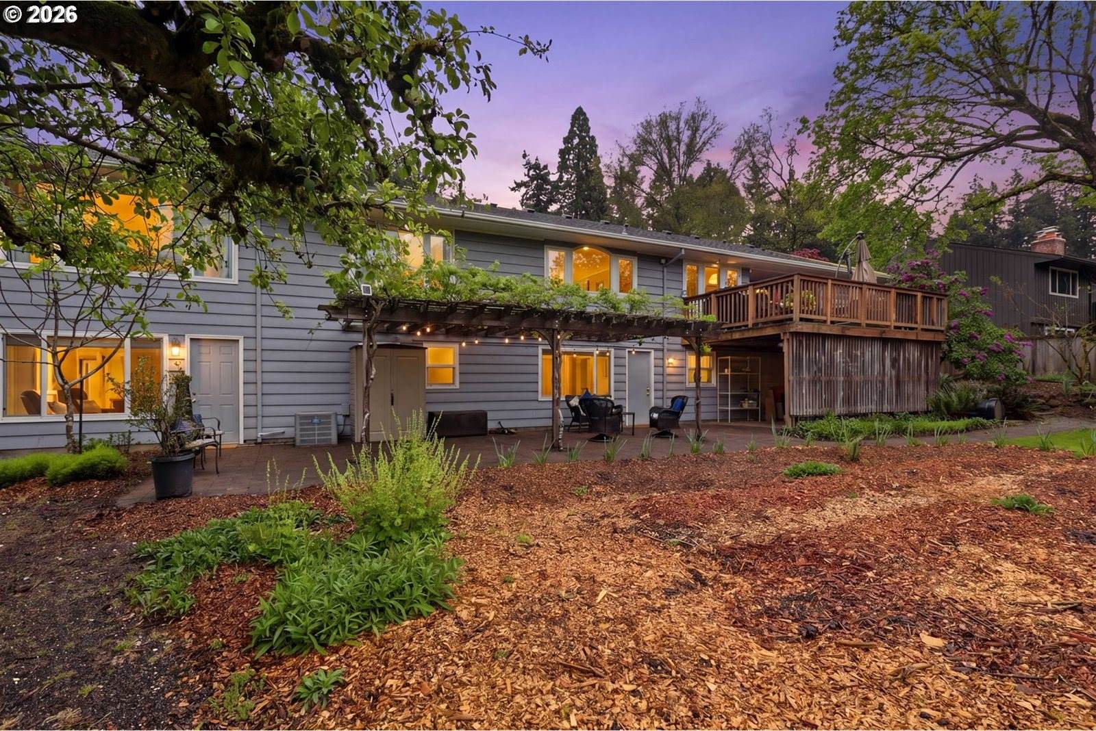 3015 SW Westwood Dr, Portland, OR 97225