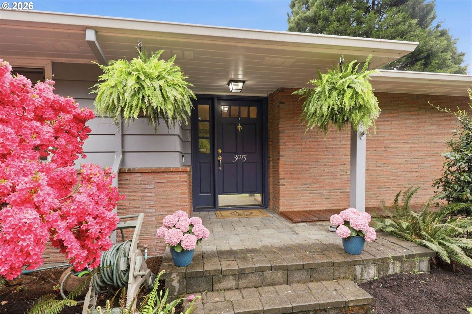 3015 SW Westwood Dr, Portland, OR 97225