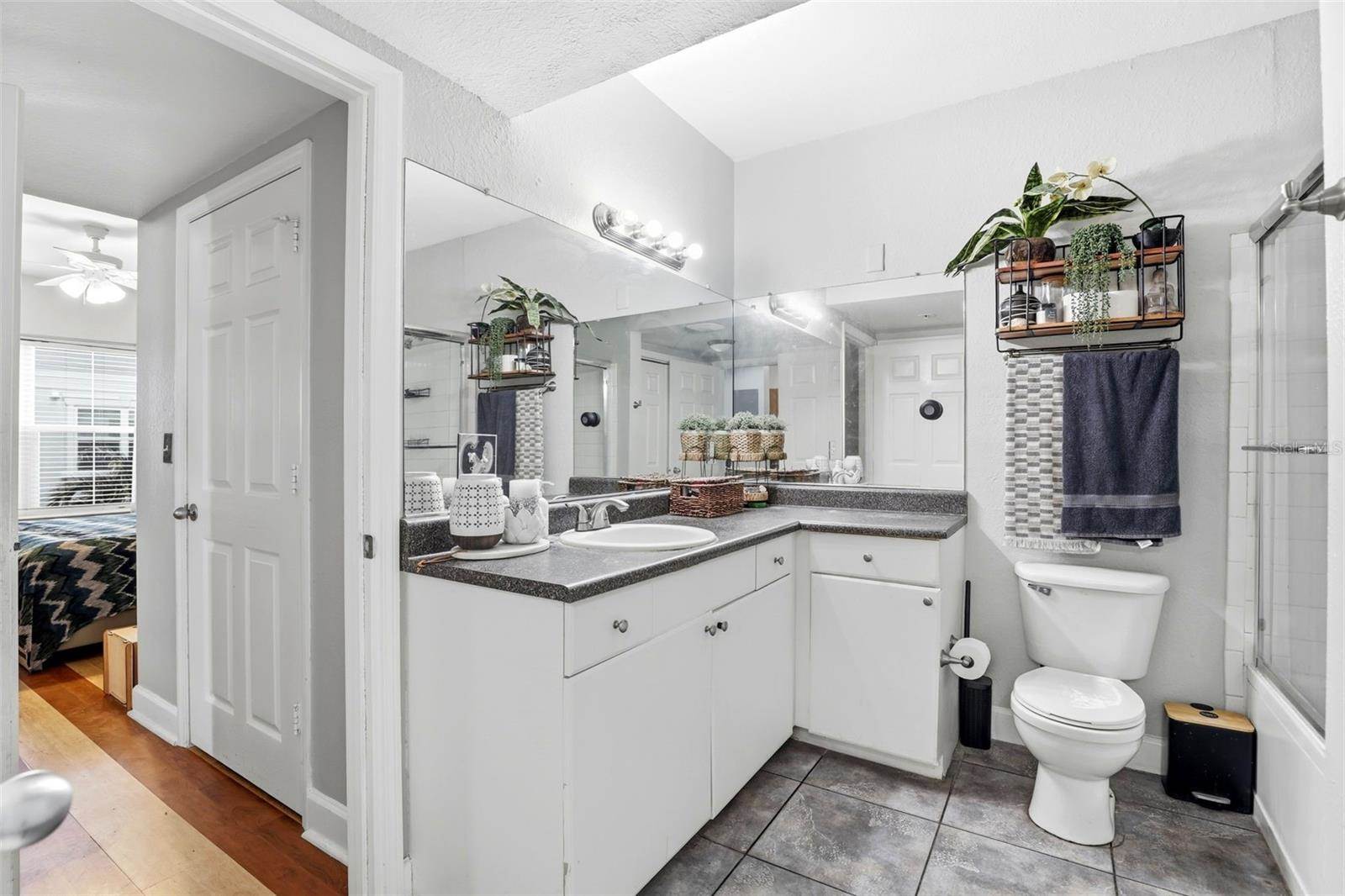 300 East South Street, #2006, Orlando, FL 32801