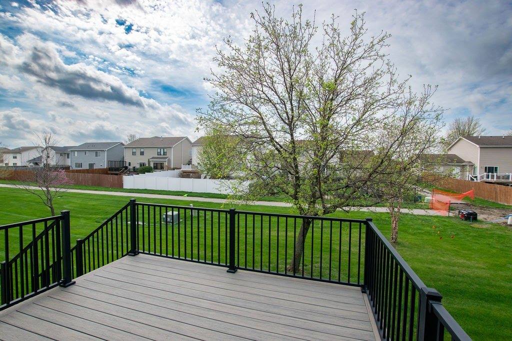 13110 Greenbelt Drive, Urbandale, IA 50323