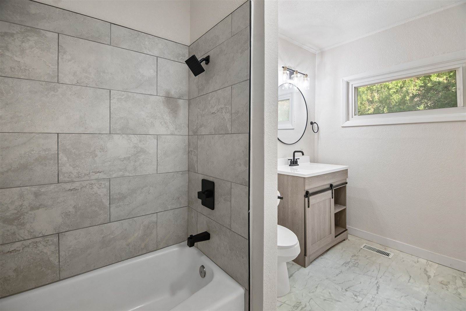 1344 North Kansas Ave, Wichita, KS 67214