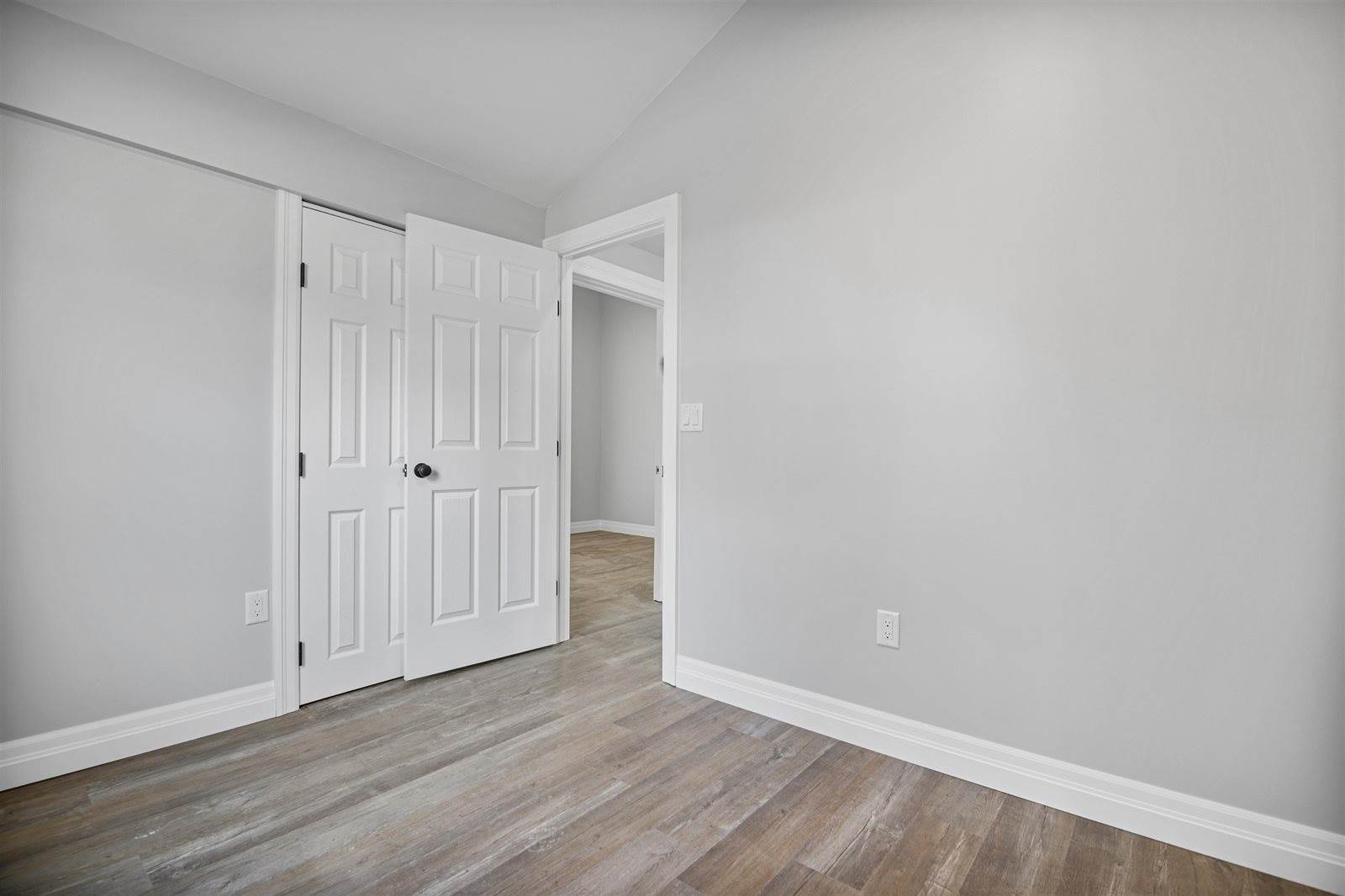 2601 East 11th St N, Wichita, KS 67214