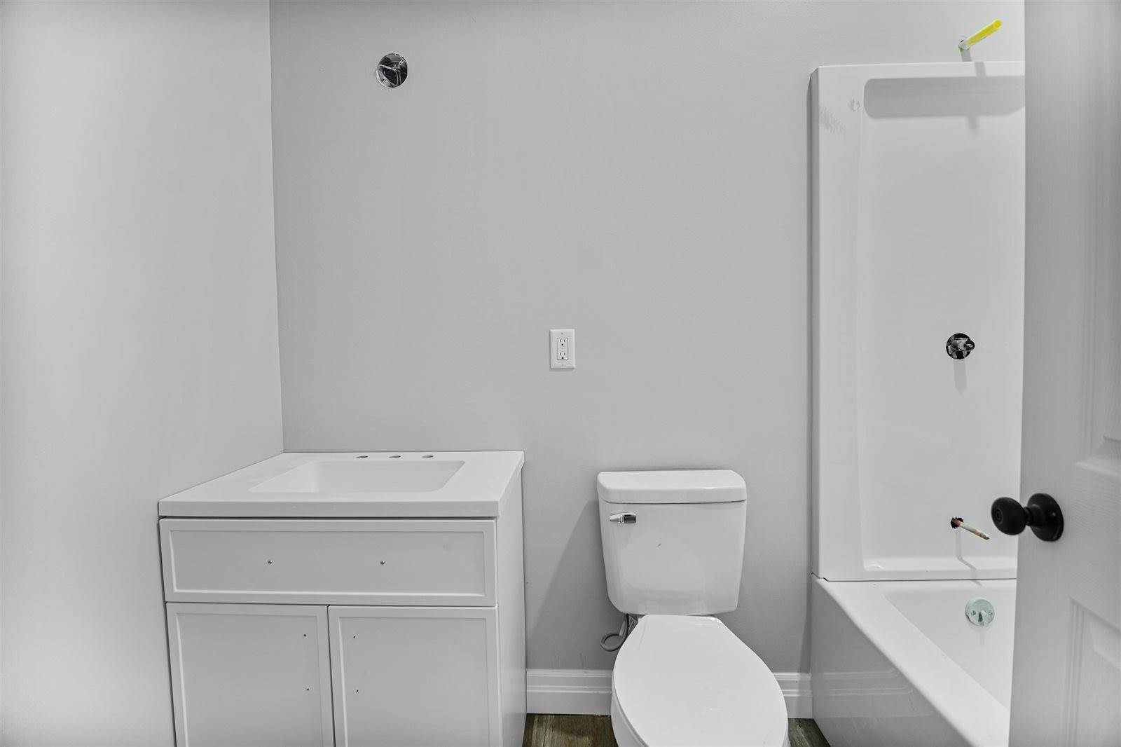 2601 East 11th St N, Wichita, KS 67214