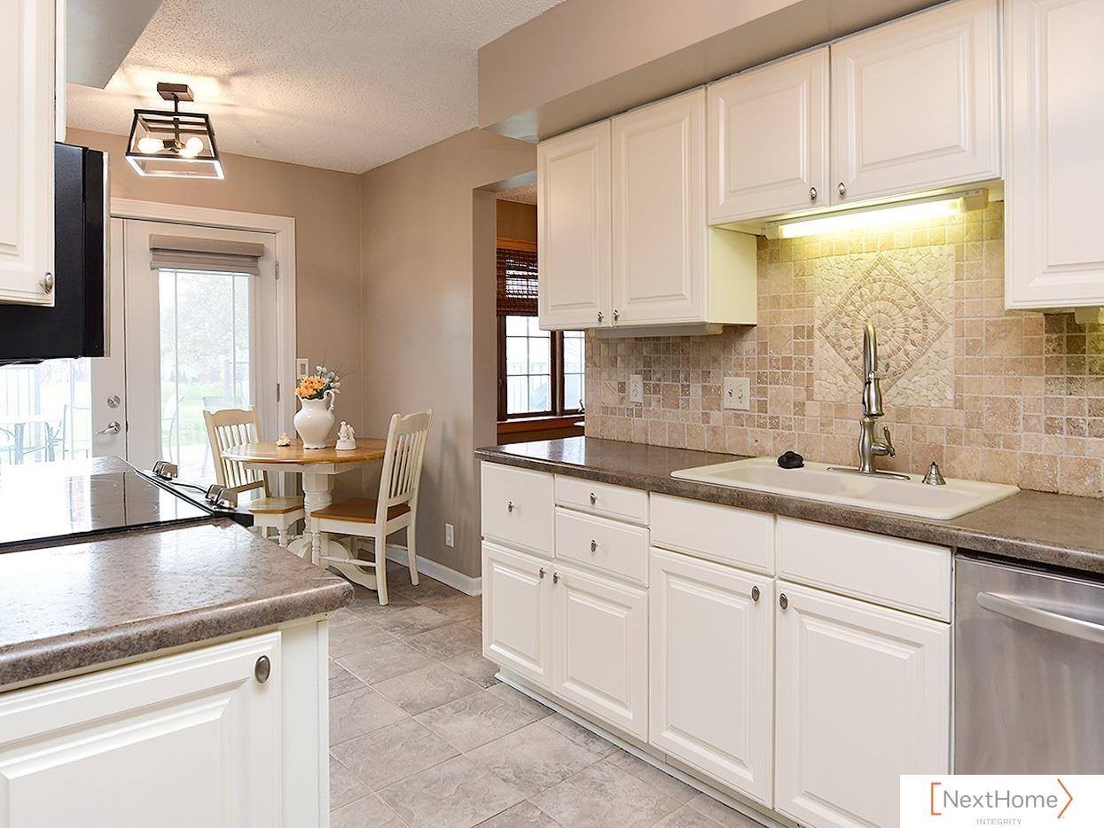 539 West Keating Circle, Lincoln, NE 68521