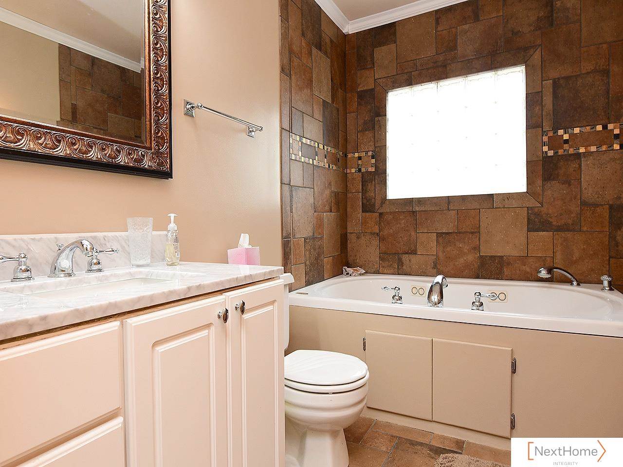 539 West Keating Circle, Lincoln, NE 68521