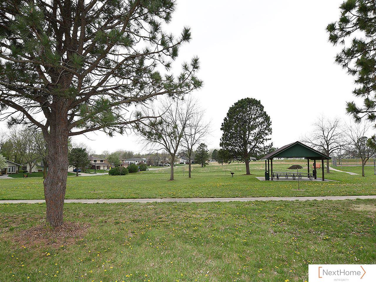 539 West Keating Circle, Lincoln, NE 68521