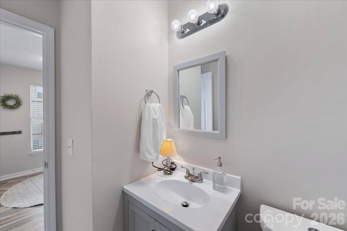 1301 Maple Shade Lane, Charlotte, NC 28270