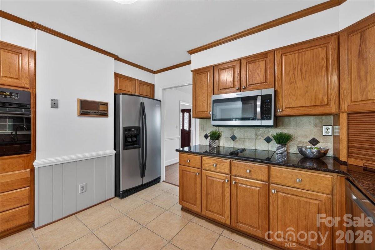 5918 Foxcrest Drive, Mint Hill, NC 28227