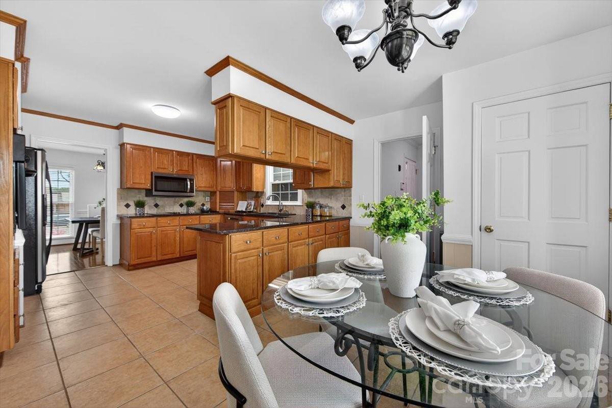 5918 Foxcrest Drive, Mint Hill, NC 28227
