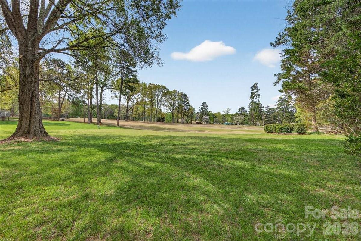 5918 Foxcrest Drive, Mint Hill, NC 28227