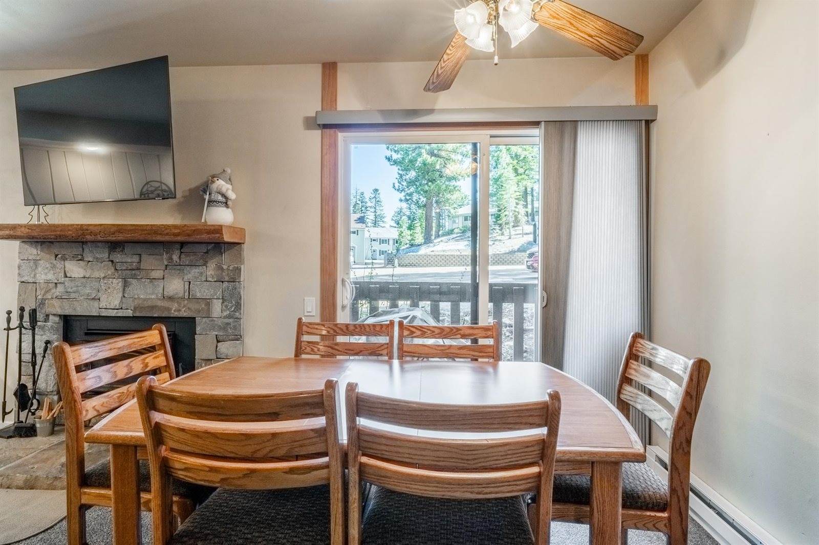 244 Lakeview Blvd. #111, Mammoth Lakes, CA 93546