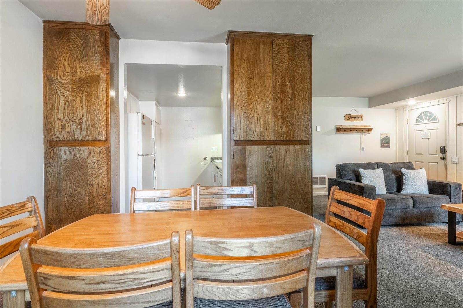 244 Lakeview Blvd. #111, Mammoth Lakes, CA 93546