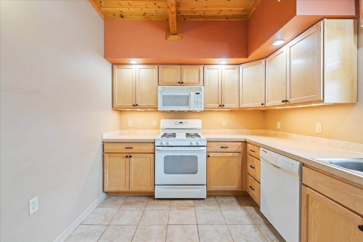 825 28th Avenue, Fairbanks, AK 99701