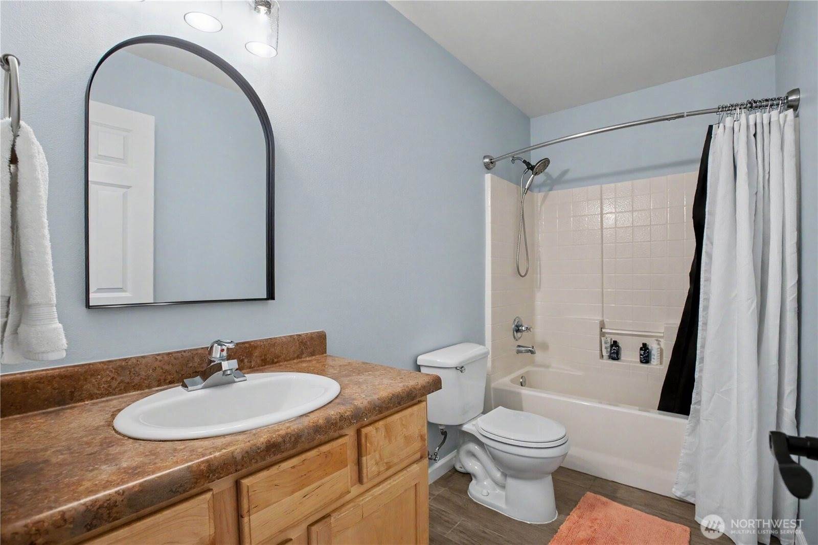 1521 Sinclair Drive, Dupont, WA 98327