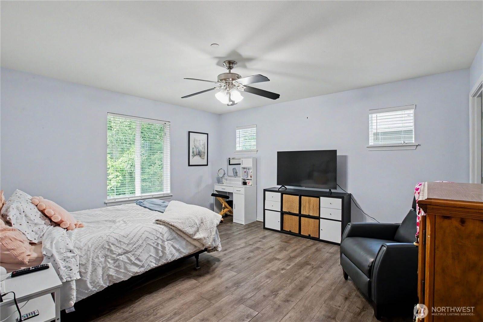 1521 Sinclair Drive, Dupont, WA 98327