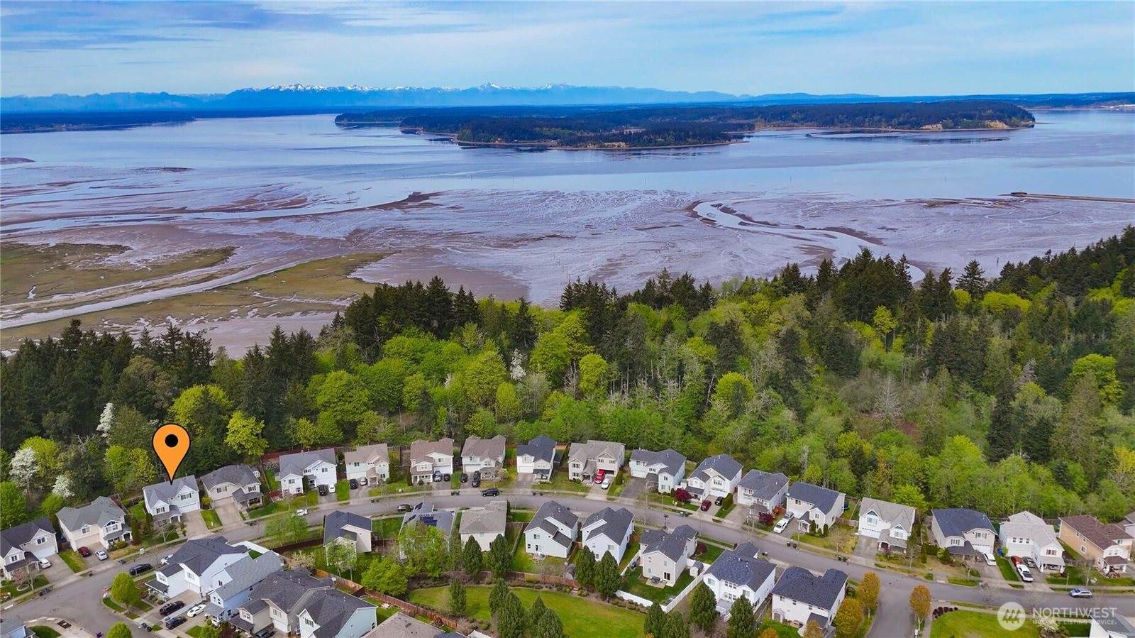1521 Sinclair Drive, Dupont, WA 98327