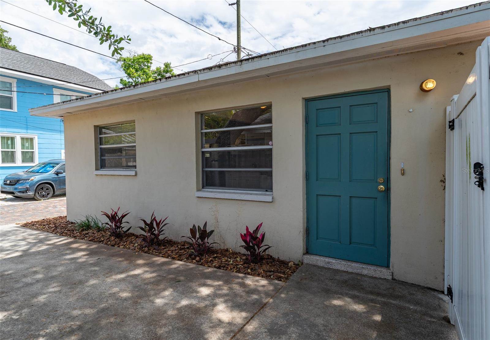 811 20TH Avenue North, Saint Petersburg, FL 33704