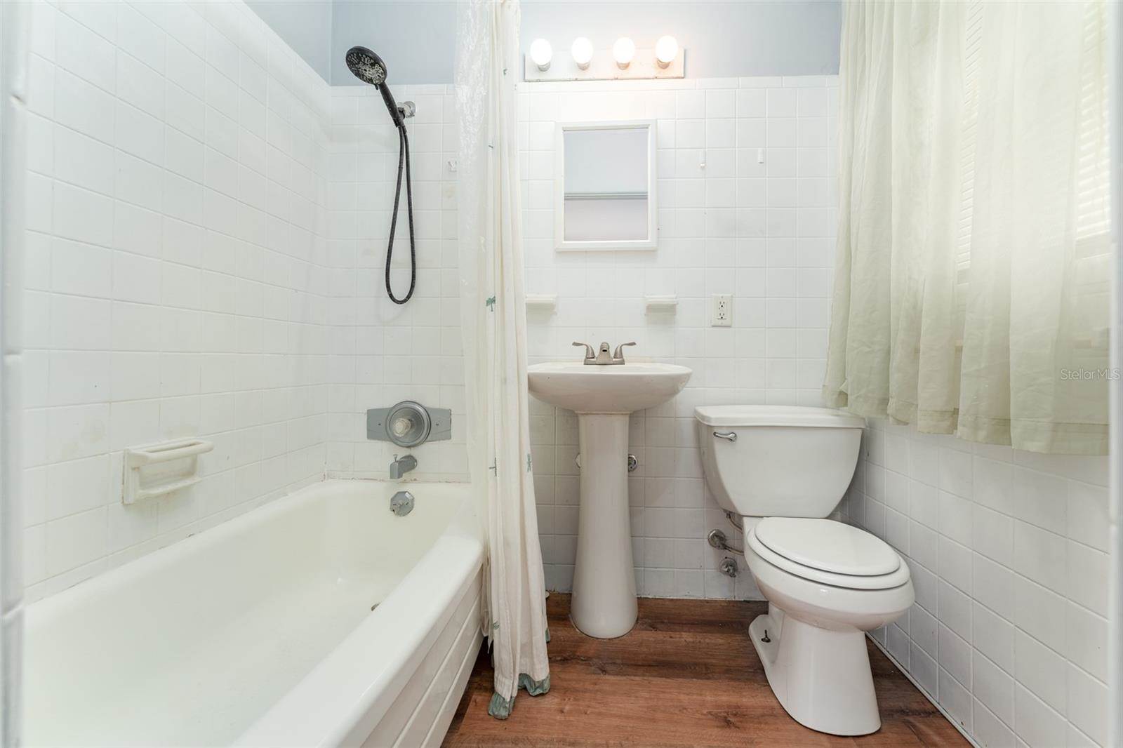 811 20TH Avenue North, Saint Petersburg, FL 33704