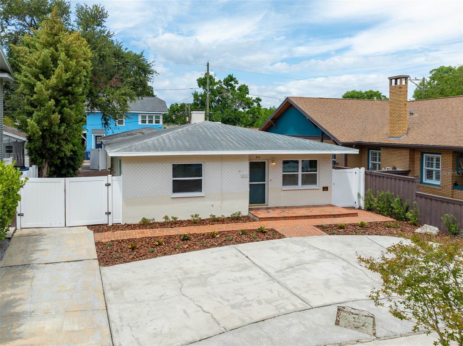 811 20TH Avenue North, Saint Petersburg, FL 33704