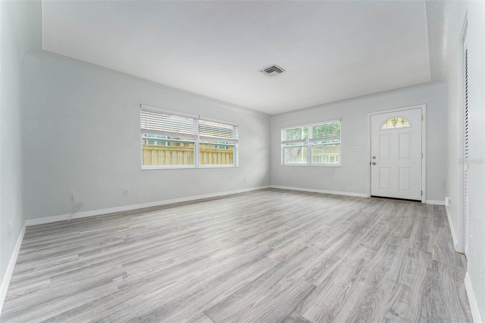 811 20TH Avenue North, Saint Petersburg, FL 33704