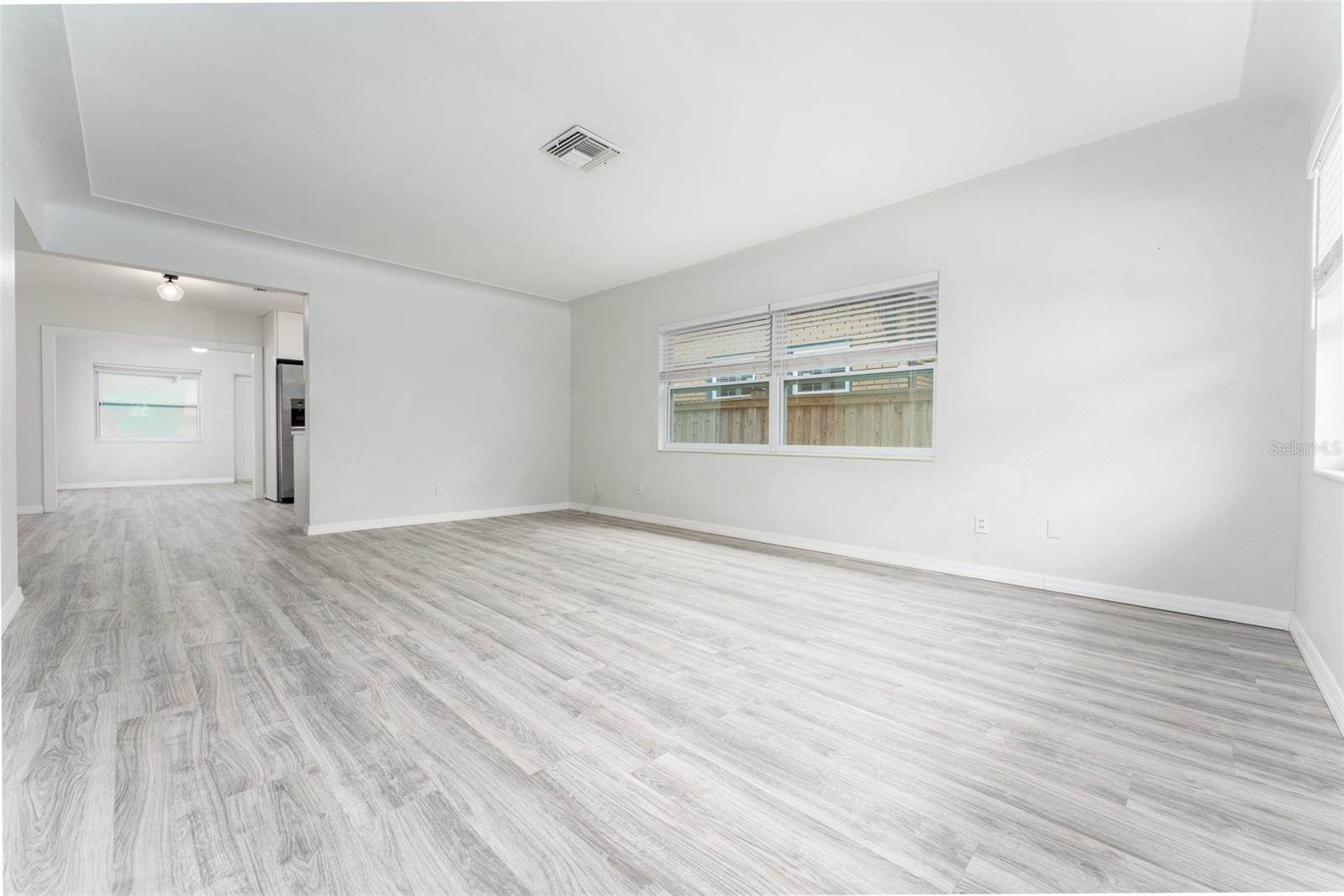 811 20TH Avenue North, Saint Petersburg, FL 33704