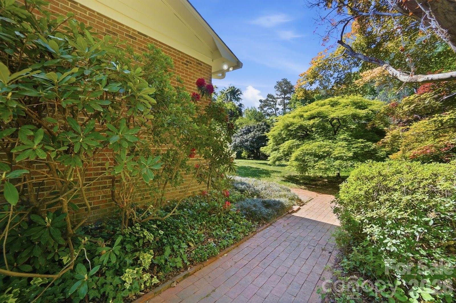 2814 Williams Road, Matthews, NC 28105