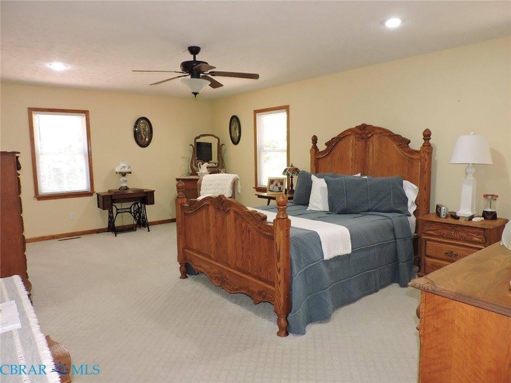 869 Ebenezer Church Road, Cobbs Creek, VA 23035