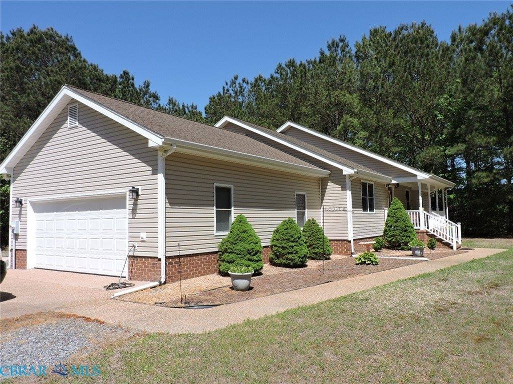 869 Ebenezer Church Road, Cobbs Creek, VA 23035