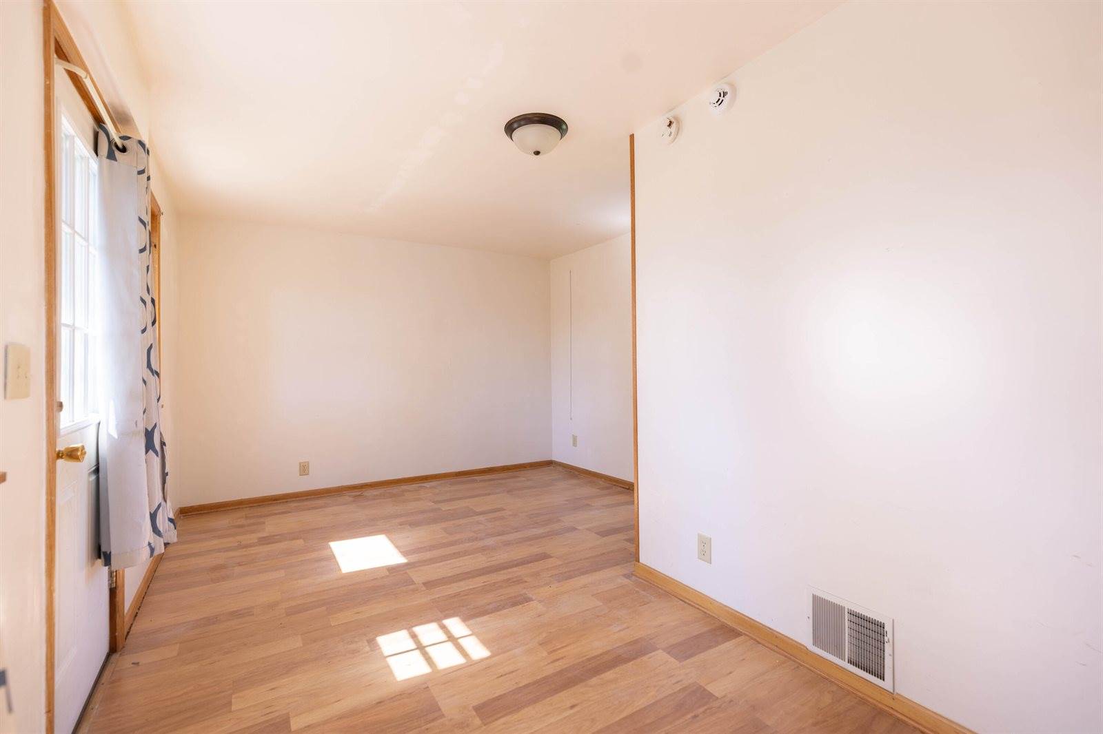 1445 MacArthur Rd, Madison, WI 53714