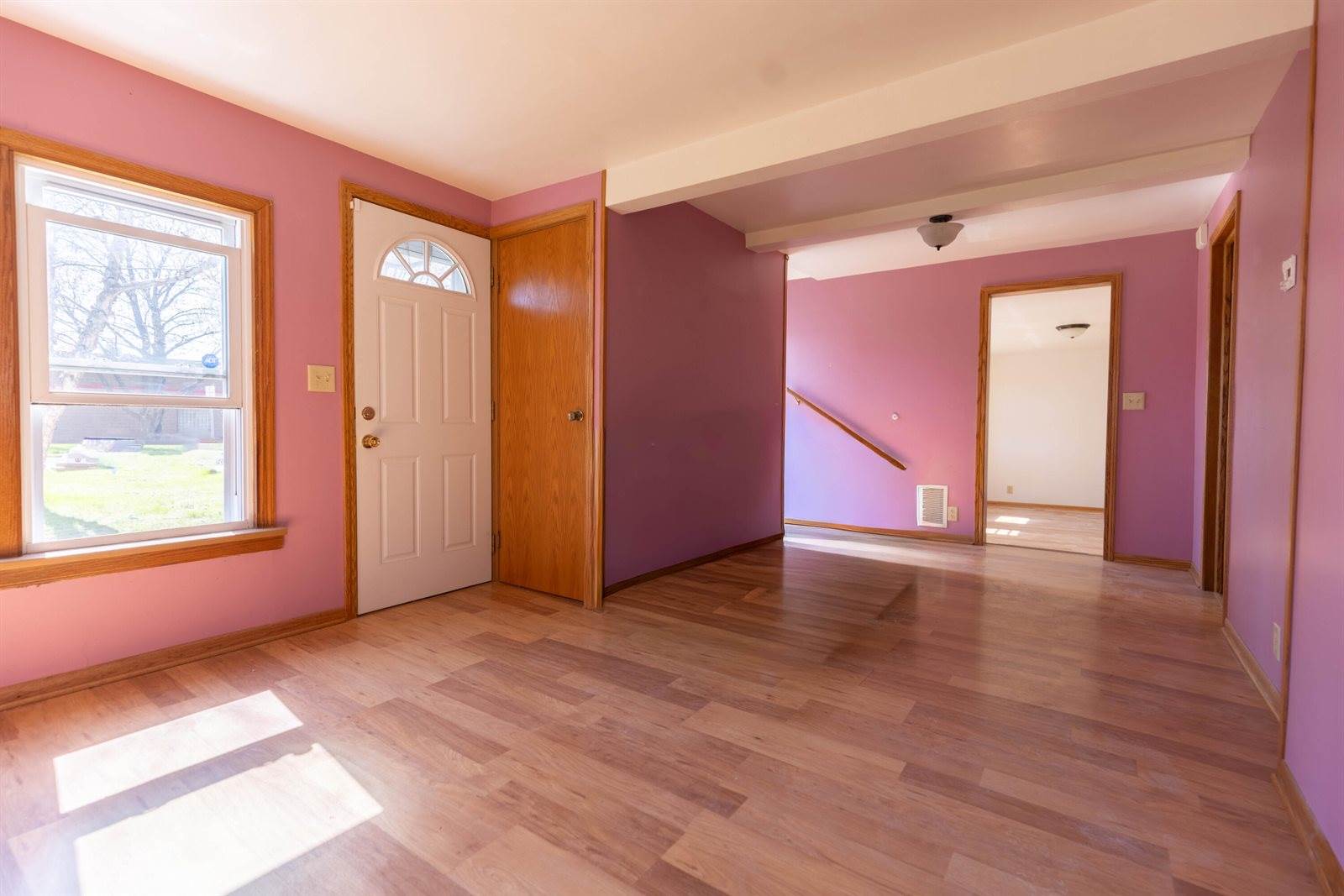 1445 MacArthur Rd, Madison, WI 53714