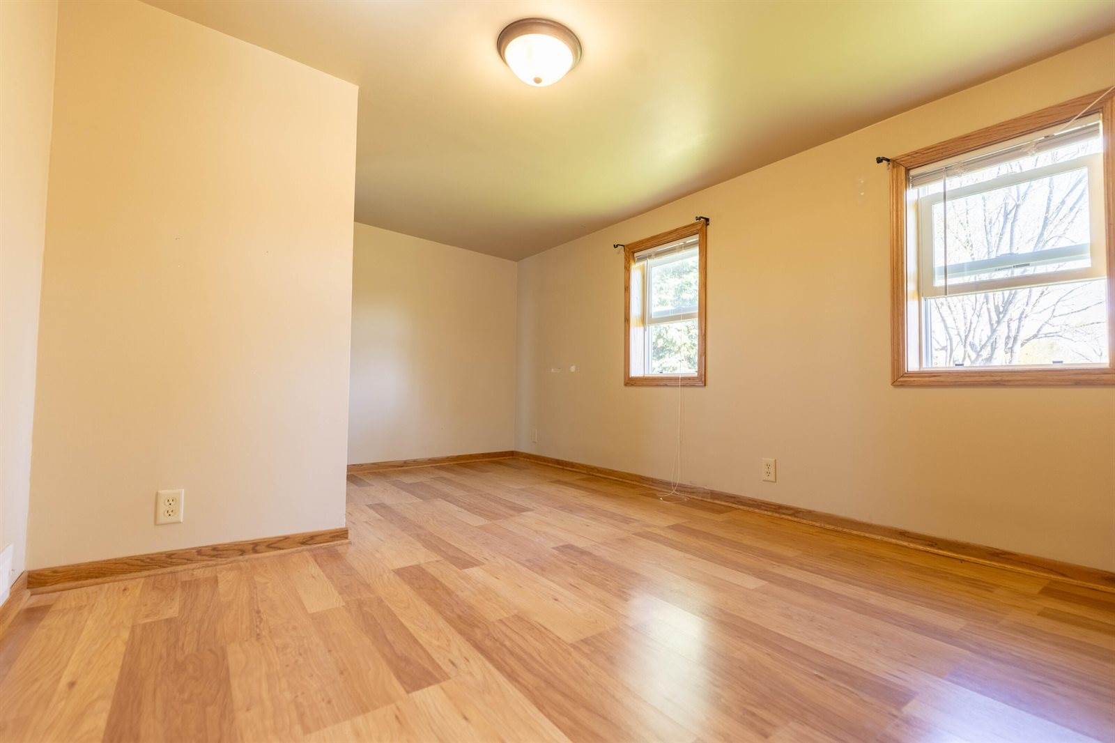 1445 MacArthur Rd, Madison, WI 53714