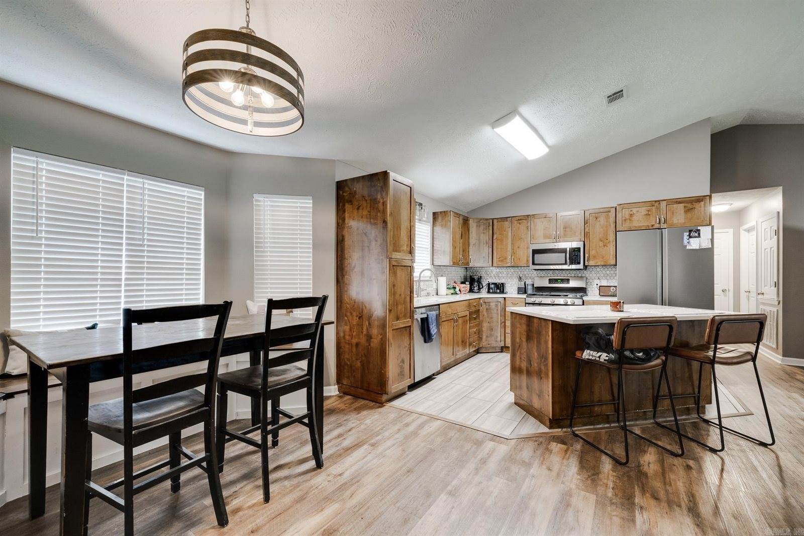 89 Sunny Gap Rd, Conway, AR 72032