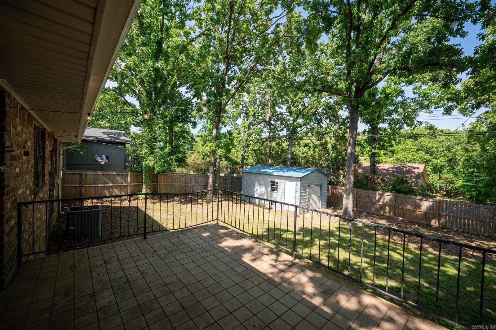 4400 Arlington Drive, North Little Rock, AR 72116