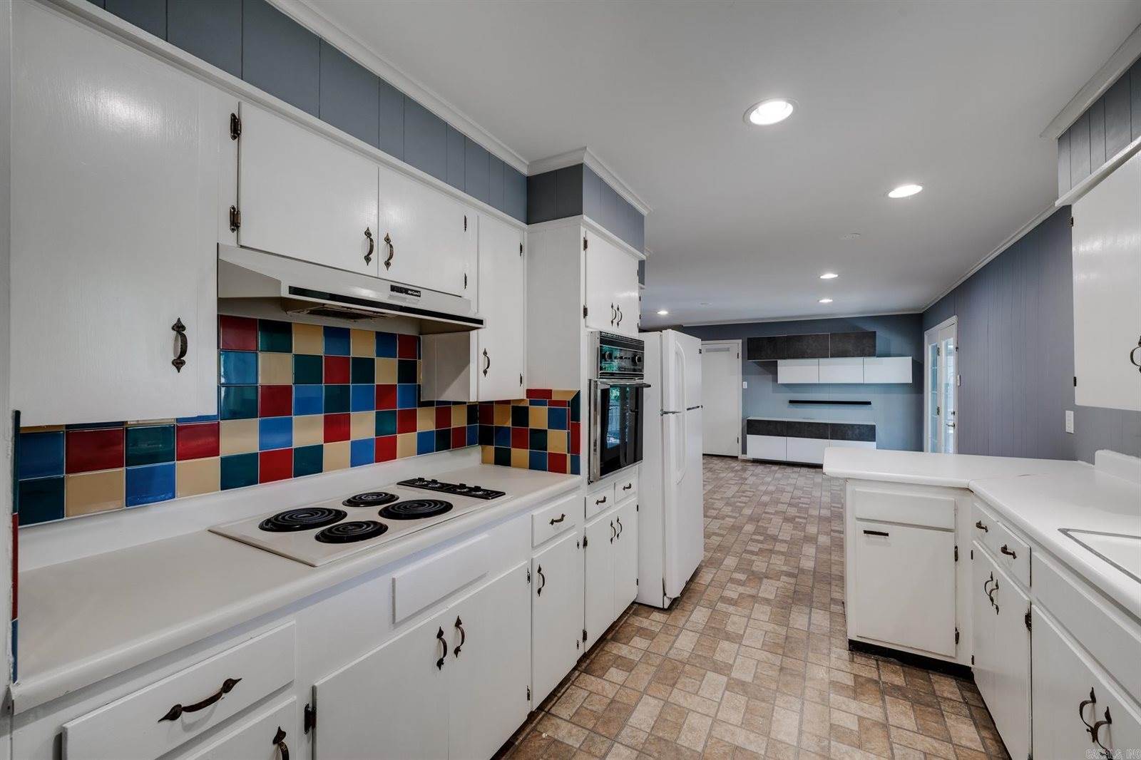 4400 Arlington Drive, North Little Rock, AR 72116
